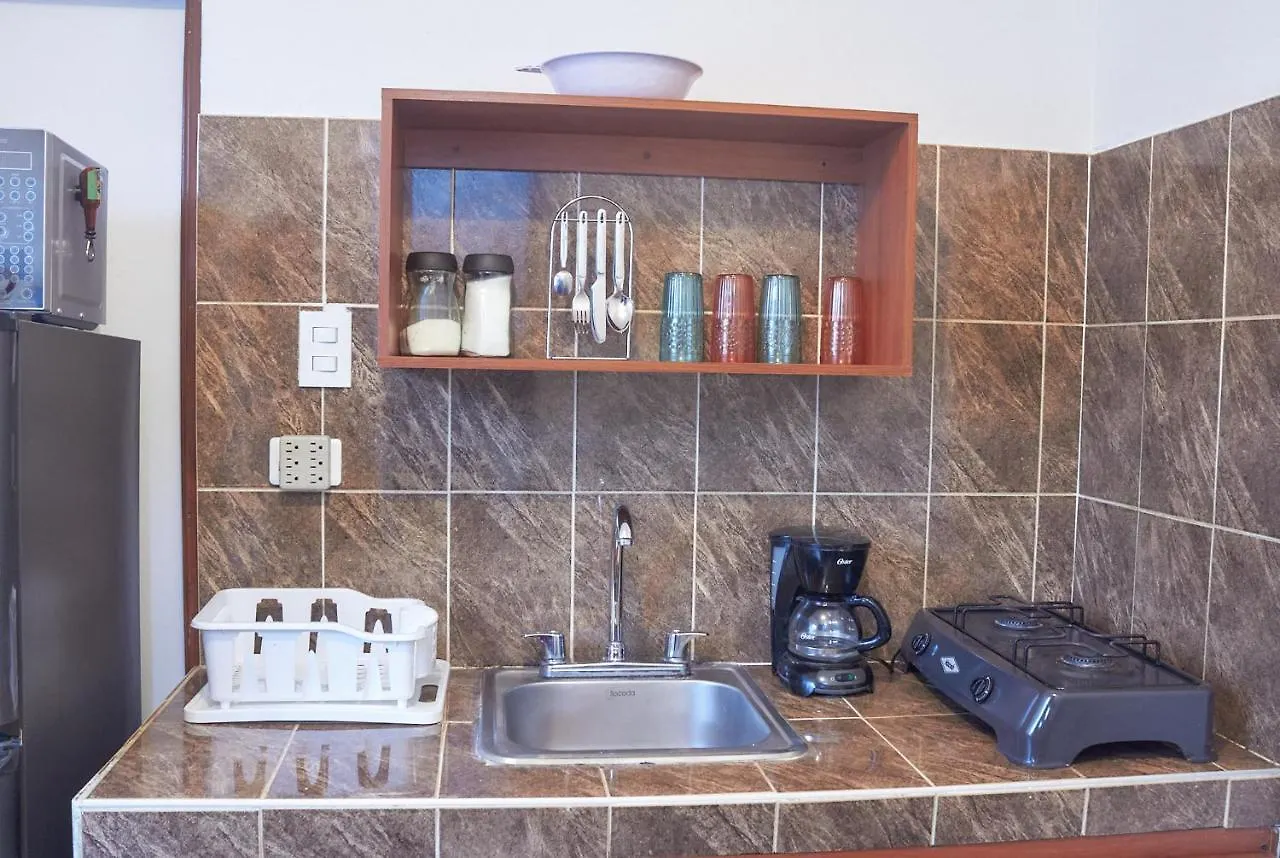 Cozy Apartment Excellent Location, Air Conditioning Cali Colombia