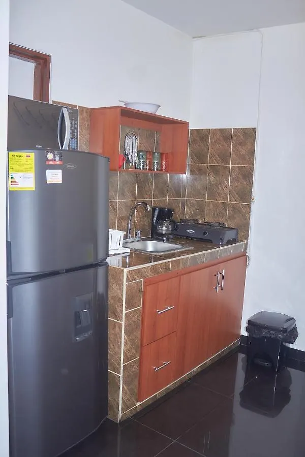 Cozy Apartment Excellent Location, Air Conditioning Cali Colombia